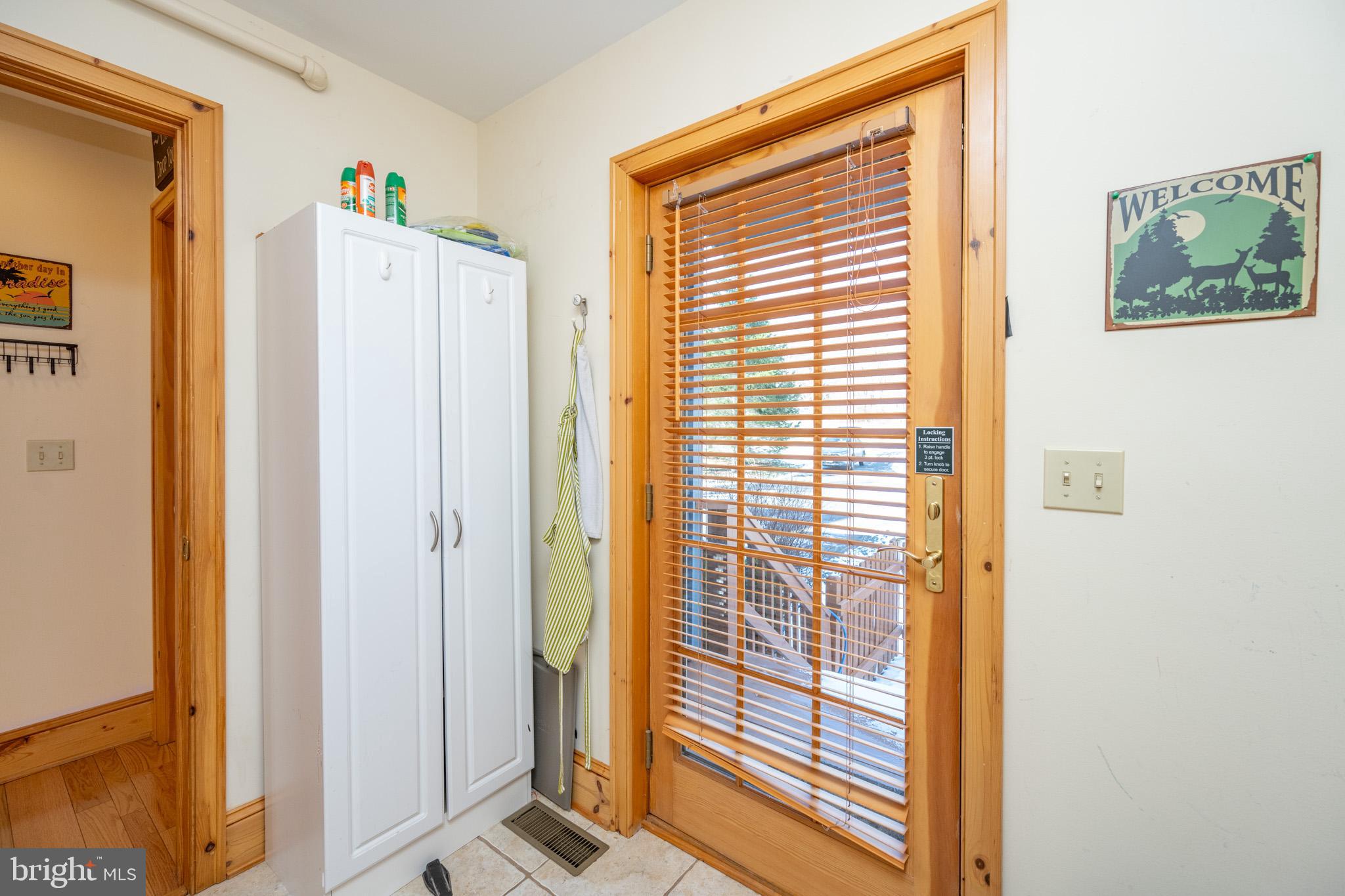 1738 Paradise Point Road Oakland, MD 21550 - Photo 33 of 97 Gallery Image 33