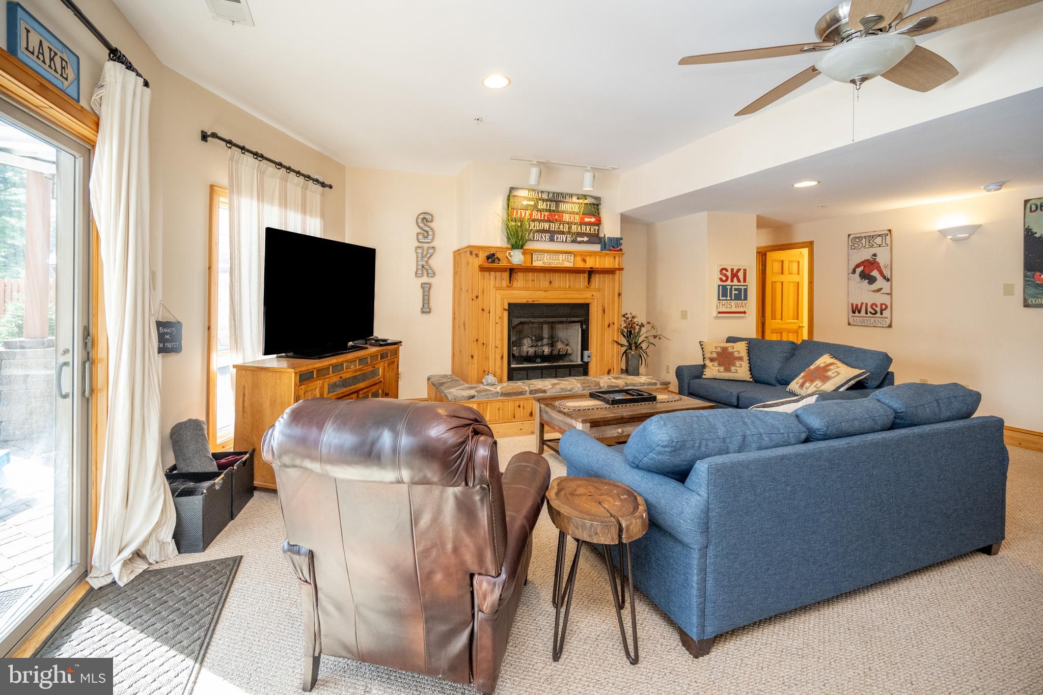 1738 Paradise Point Road Oakland, MD 21550 - Photo 54 of 97 Gallery Image 54