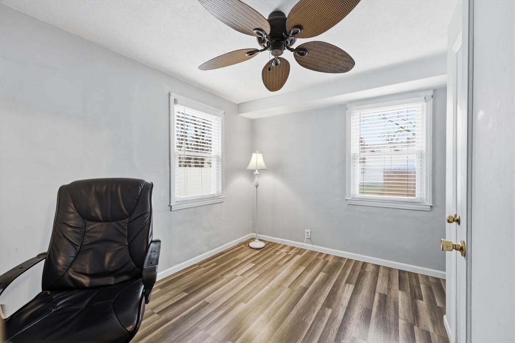 285 Breckwood Boulevard Springfield, MA 01109 - Photo 13 of 30