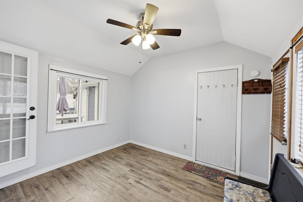 285 Breckwood Boulevard Springfield, MA 01109 - Photo 16 of 30