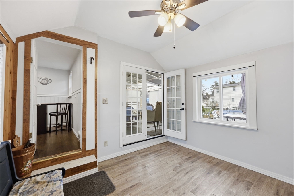 285 Breckwood Boulevard Springfield, MA 01109 - Photo 18 of 30