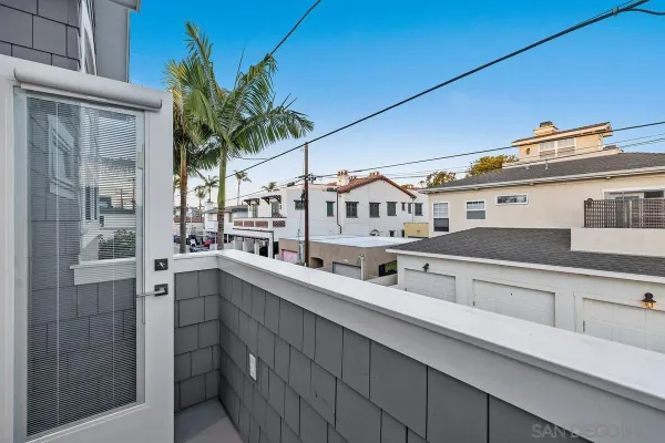 $2,450,000 | 943 F Avenue, Coronado, CA 92118