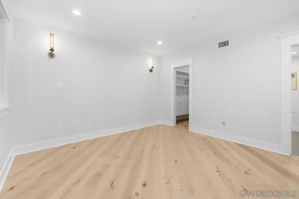 $2,450,000 | 943 F Avenue, Coronado, CA 92118