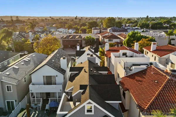 $2,450,000 | 943 F Avenue, Coronado, CA 92118