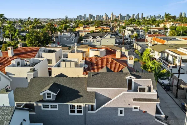 $2,450,000 | 943 F Avenue, Coronado, CA 92118