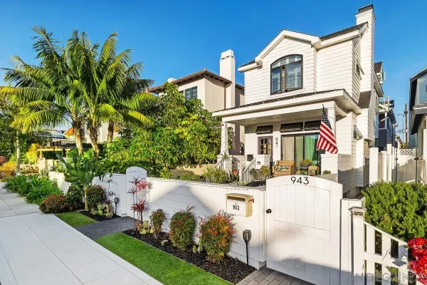 $2,450,000 | 943 F Avenue, Coronado, CA 92118