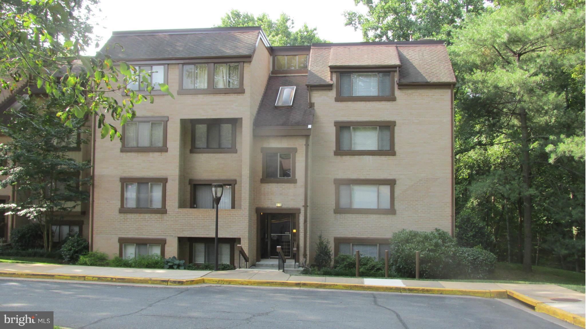 1675 Parkcrest Circle, Unit 101 Reston, VA 20190 - Photo 1 of 12 Exterior (Front)