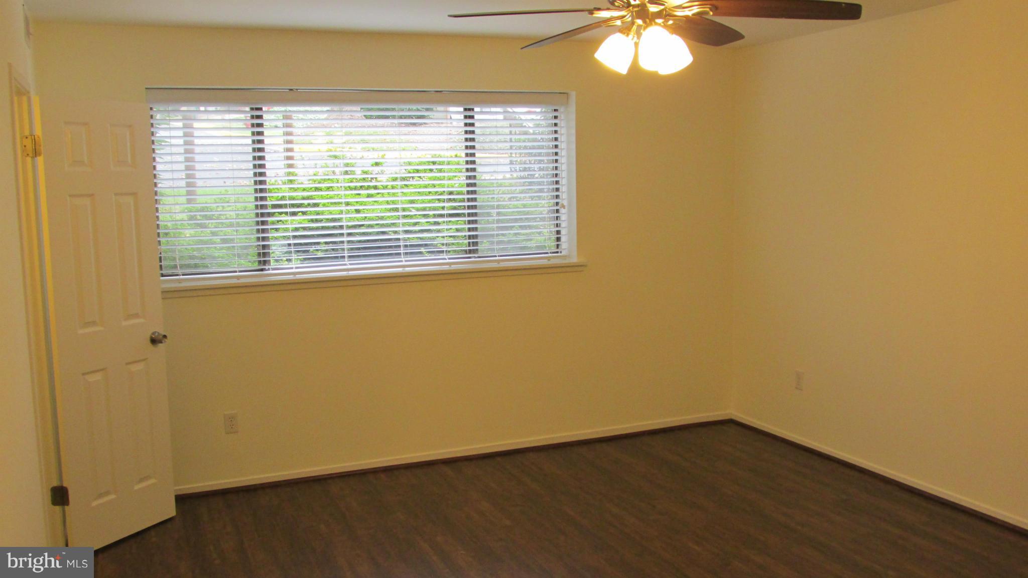 1675 Parkcrest Circle, Unit 101 Reston, VA 20190 - Photo 9 of 12 Bedroom