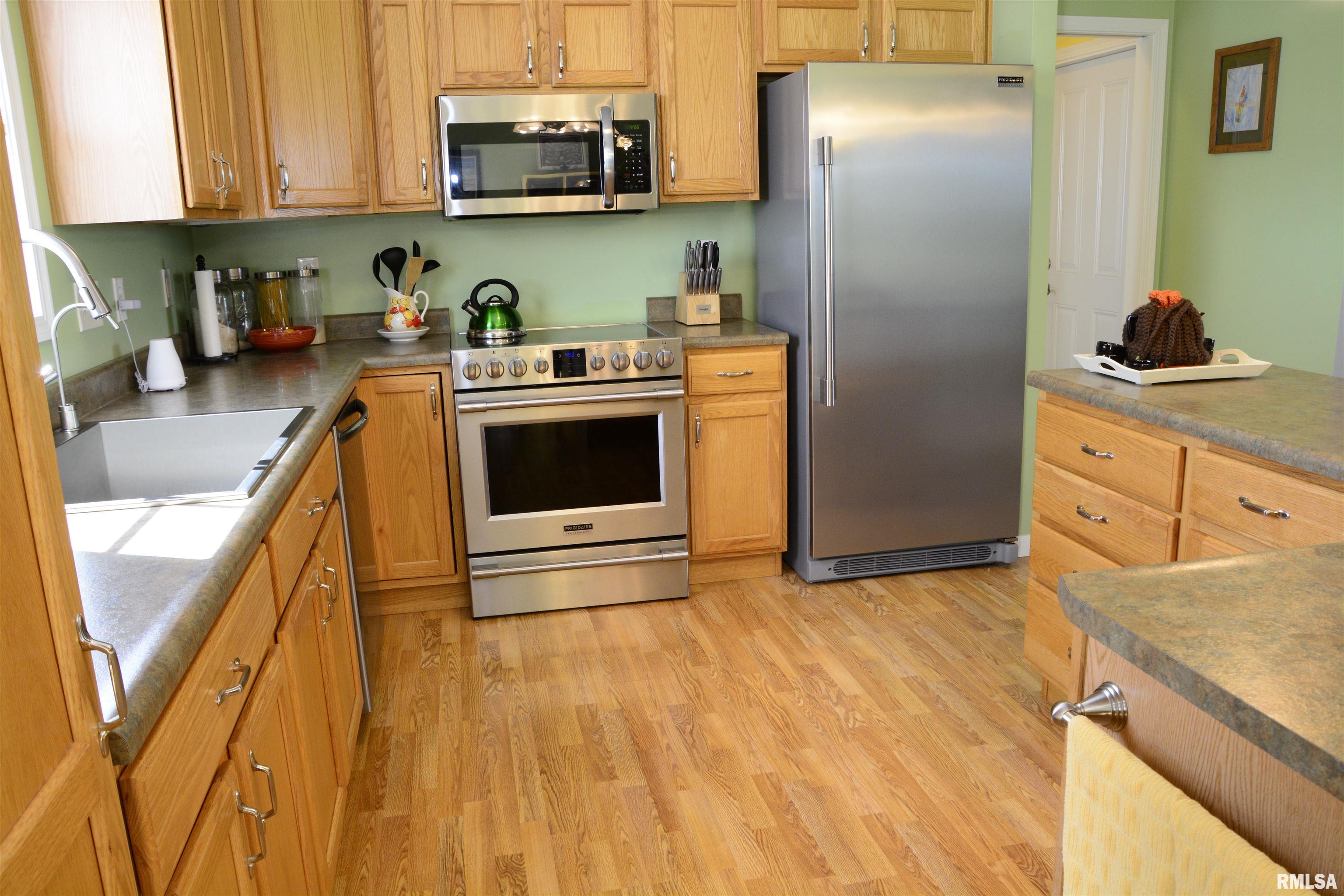 1211 Kramer Road Avon, IL 61415 - Photo 10 of 39