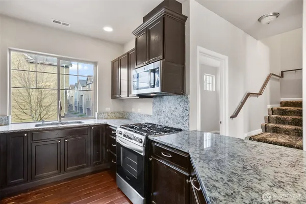 $599,990 | 1206 100th Court Southeast, Unit 11, Everett, WA 98208