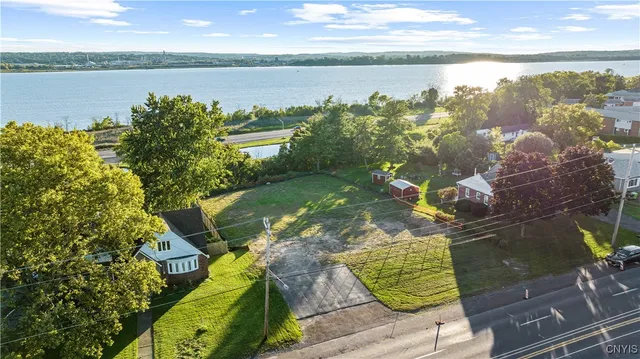 $489,000 | 131 Old Liverpool Road, Salina, NY 13088