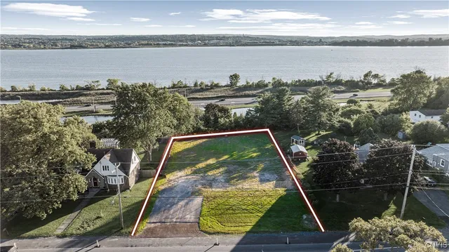 $489,000 | 131 Old Liverpool Road, Salina, NY 13088