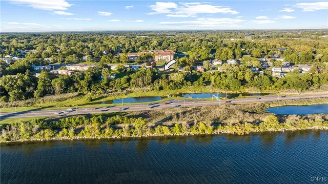 $489,000 | 131 Old Liverpool Road, Salina, NY 13088