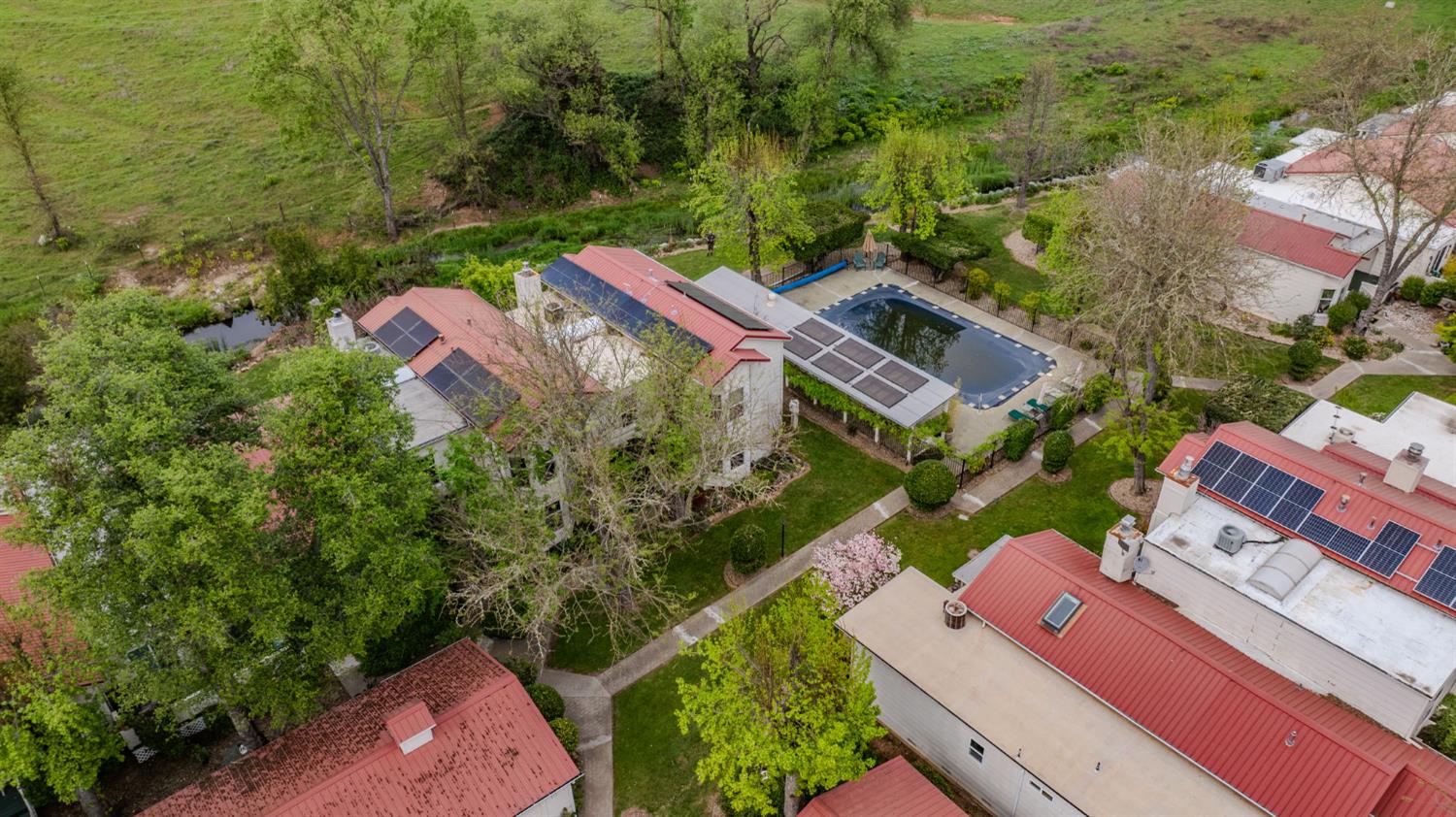 519 Clinton Road Jackson, CA 95642 - Photo 69 of 80 an aerial view of a house with a yard