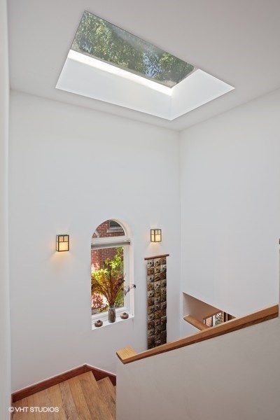 1274 West Lexington Street Chicago, IL 60607 - Photo 10 of 32 a view of entryway