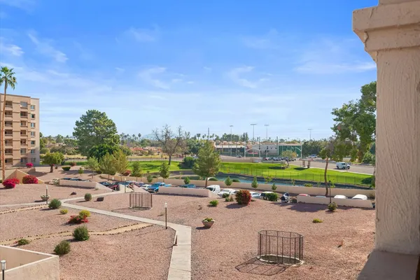 $1,950 | 7910 East Camelback Road, Unit 312, Scottsdale, AZ 85251