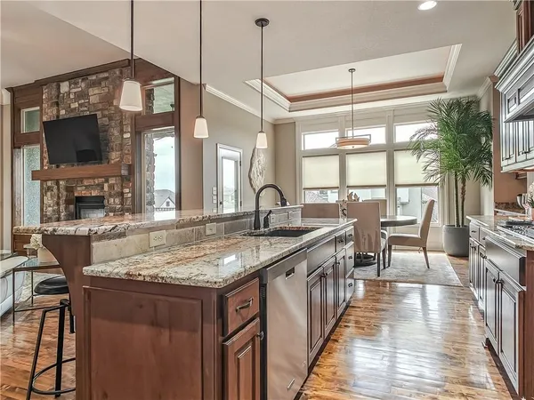 $774,950 | 12001 West 164th Street, Overland Park, KS 66221