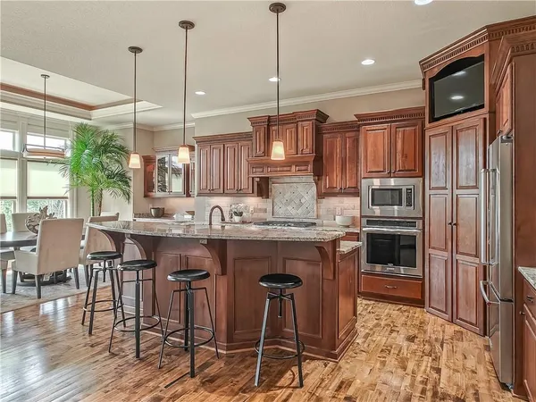 $774,950 | 12001 West 164th Street, Overland Park, KS 66221