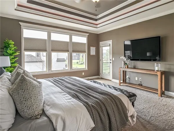 $774,950 | 12001 West 164th Street, Overland Park, KS 66221