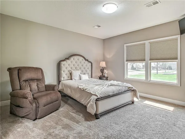 $774,950 | 12001 West 164th Street, Overland Park, KS 66221