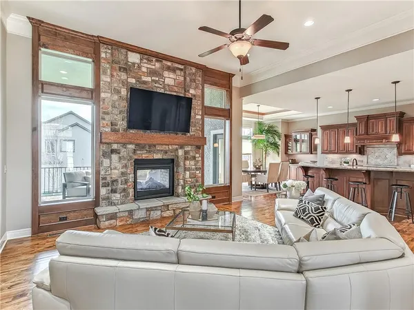 $774,950 | 12001 West 164th Street, Overland Park, KS 66221