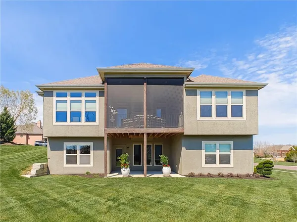 $774,950 | 12001 West 164th Street, Overland Park, KS 66221