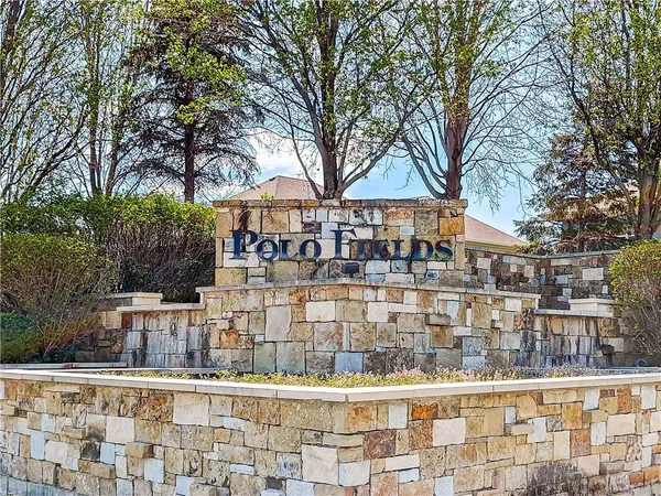 $774,950 | 12001 West 164th Street, Overland Park, KS 66221