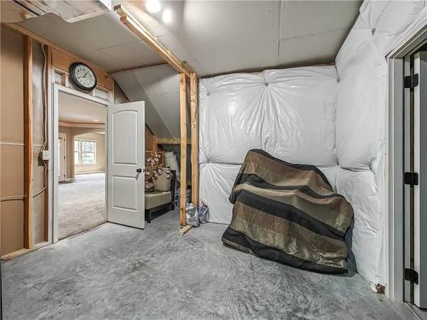 $774,950 | 12001 West 164th Street, Overland Park, KS 66221