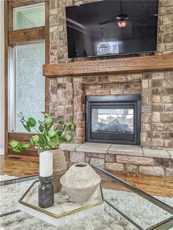 $774,950 | 12001 West 164th Street, Overland Park, KS 66221