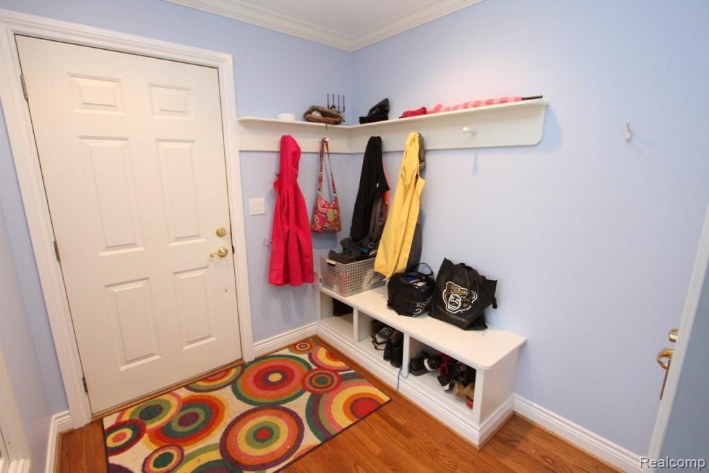 1080 Great Oaks Boulevard Rochester, MI 48307 - Photo 10 of 22 IMG_7188.jpg