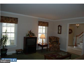 6143 Strasburg Road Atglen, PA 19310 - Photo 5 of 12 Living Room