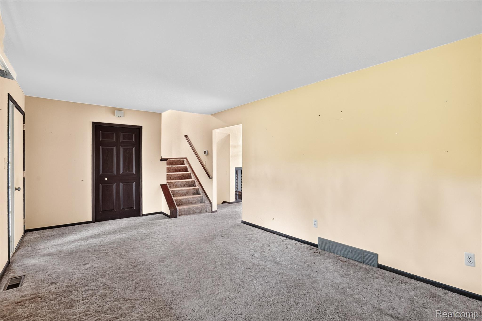 16955 English Road Manchester, MI 48158 - Photo 4 of 37 05-16955-English-Rd-WindowStill-Photography.jpg