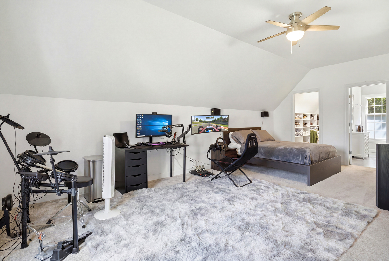 233 Valley Road Cary, IL 60013 - Photo 24 of 38