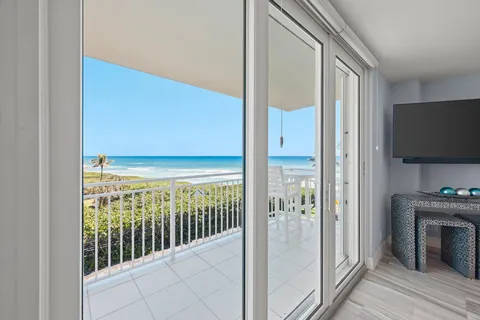 $1,800,000 | 500 Ocean Drive, Unit E4C, North Palm Beach, FL 33408
