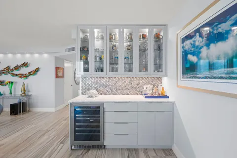 $1,800,000 | 500 Ocean Drive, Unit E4C, North Palm Beach, FL 33408