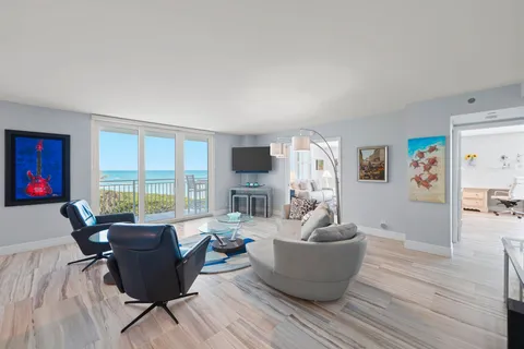 $1,800,000 | 500 Ocean Drive, Unit E4C, North Palm Beach, FL 33408