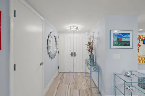 $1,800,000 | 500 Ocean Drive, Unit E4C, North Palm Beach, FL 33408