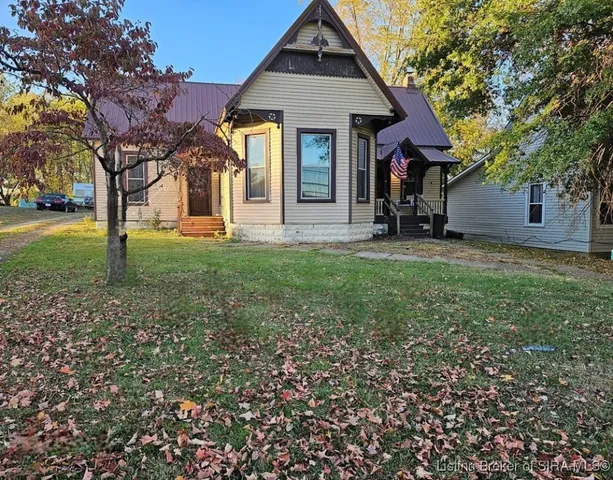 $195,000 | 211 West Main Street, Henryville, IN 47126