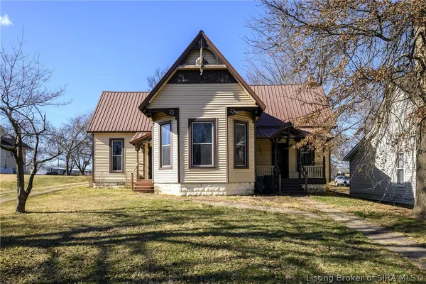 $180,000 | 211 West Main Street, Henryville, IN 47126