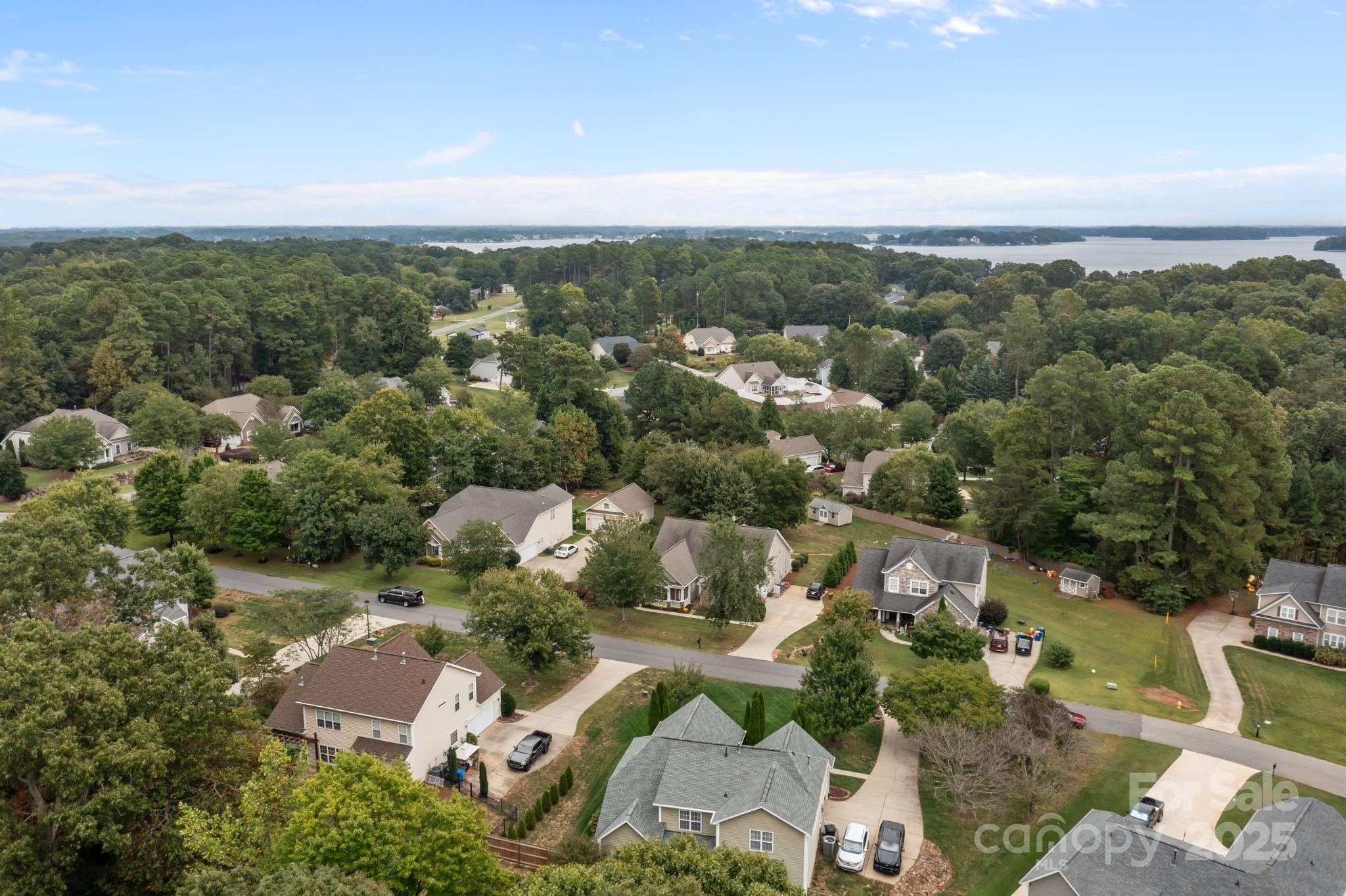 802 Seipel Drive Denver, NC 28037 - Photo 35 of 35 an aerial view of multiple house