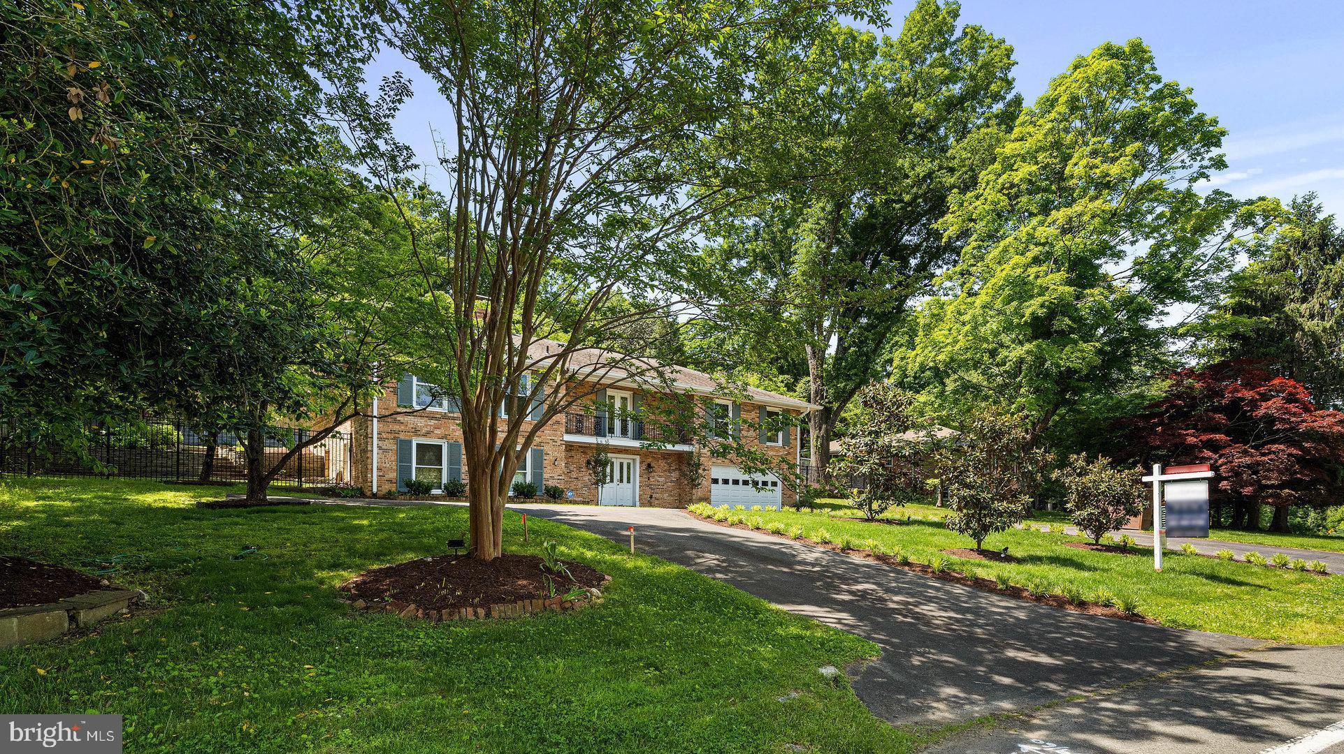 6027 Chesterbrook Road McLean, VA 22101 - Photo 2 of 56