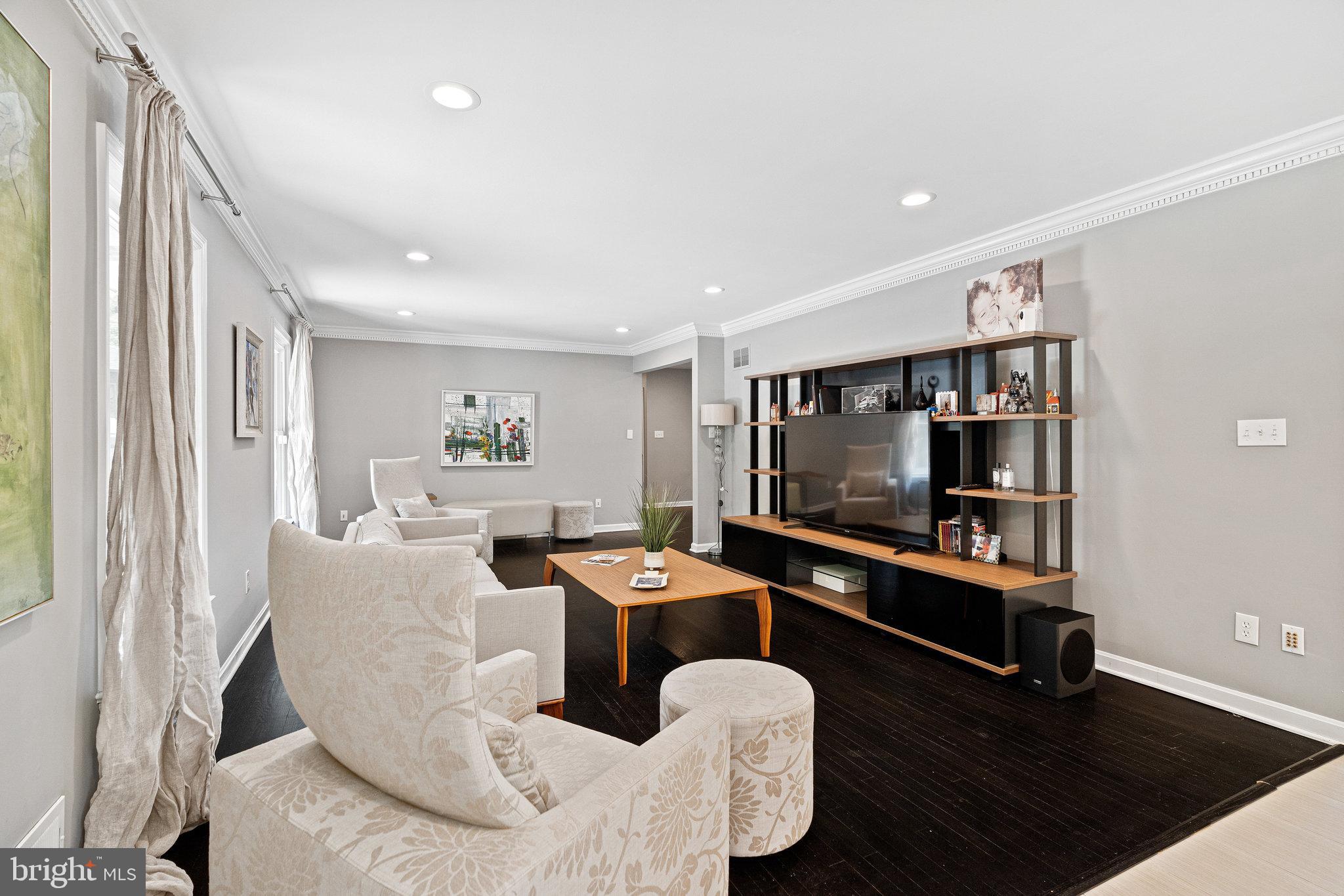 6027 Chesterbrook Road McLean, VA 22101 - Photo 22 of 56