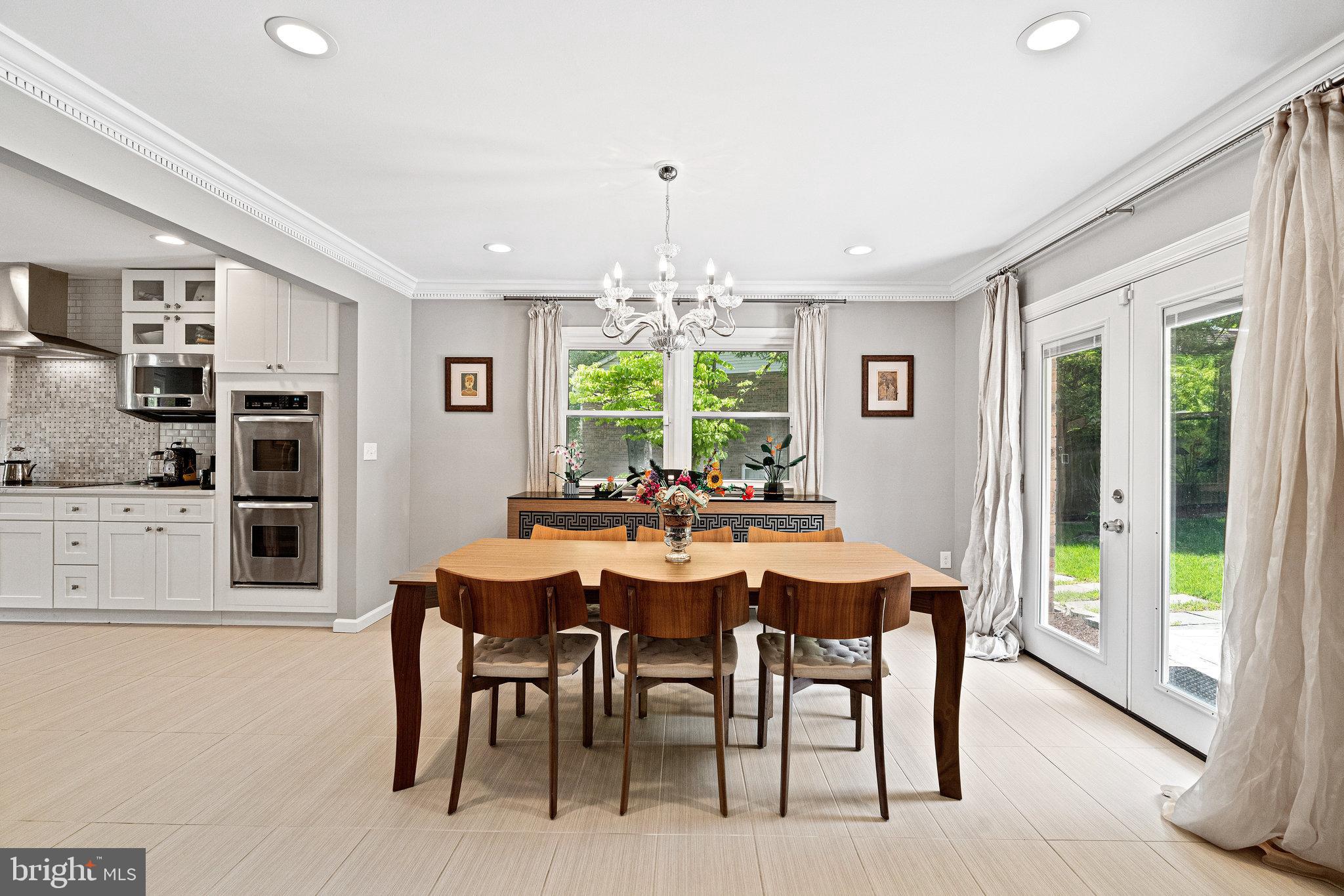 6027 Chesterbrook Road McLean, VA 22101 - Photo 25 of 56