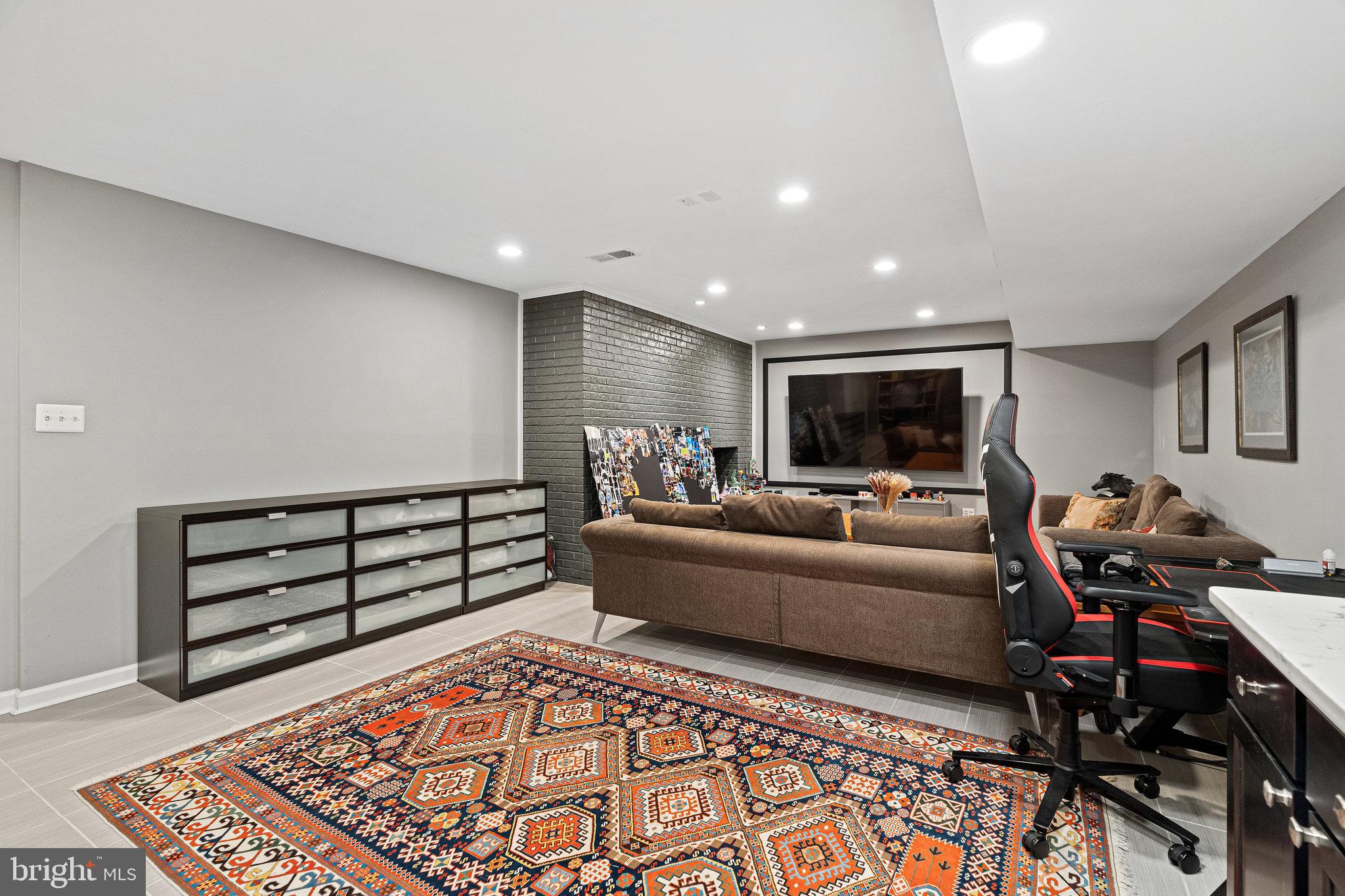 6027 Chesterbrook Road McLean, VA 22101 - Photo 44 of 56