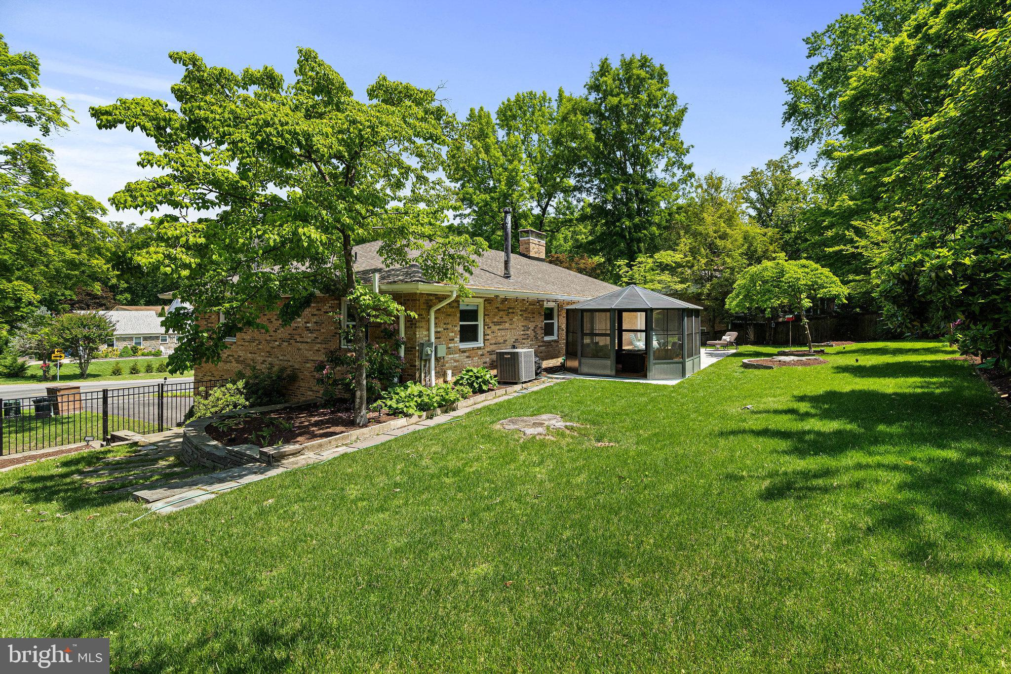 6027 Chesterbrook Road McLean, VA 22101 - Photo 55 of 56