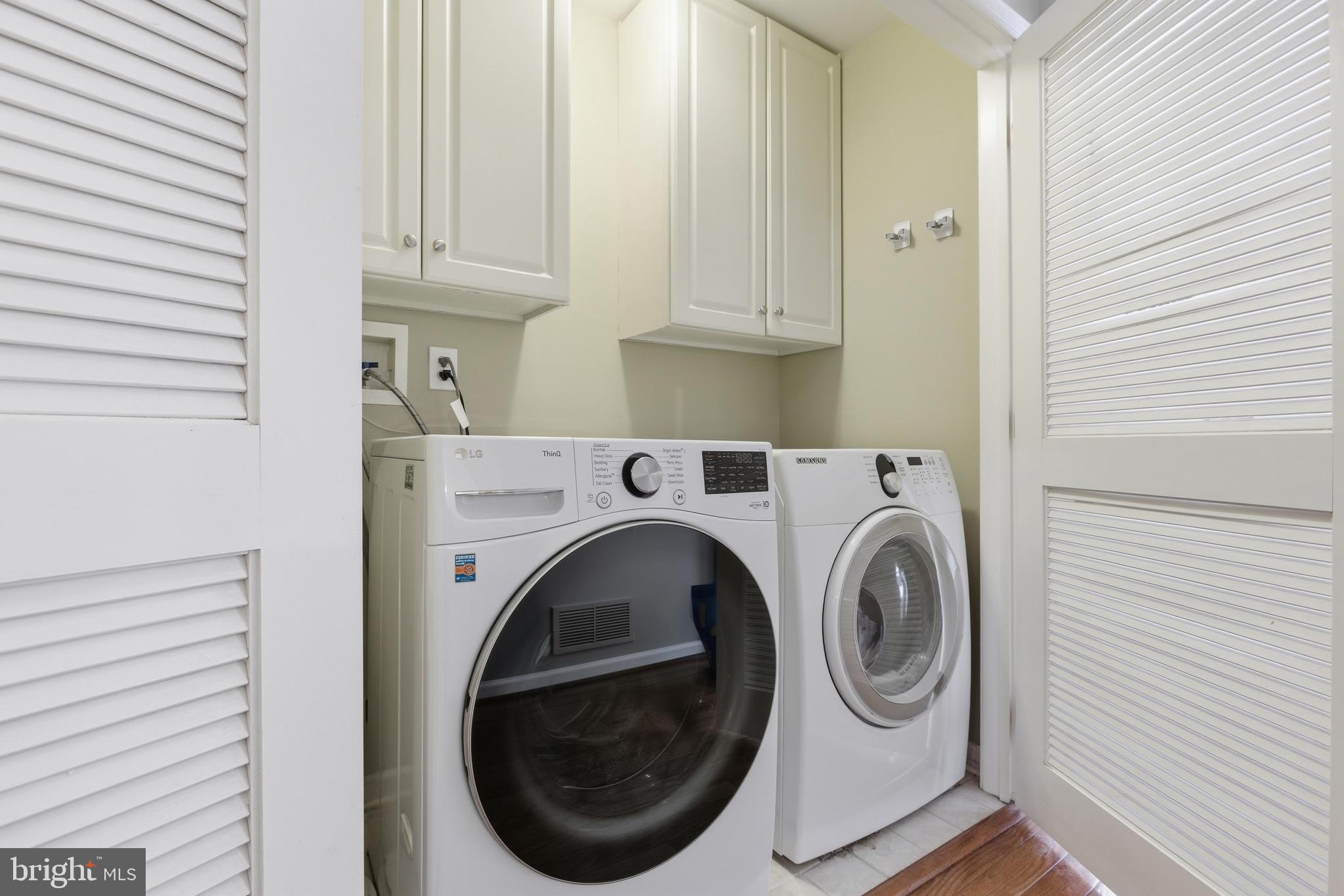 45 Tree Swallow Drive Princeton, NJ 08540 - Photo 31 of 41 a utility room with dryer and washer