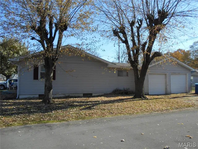 $109,900 | 1420 Norwood Drive, Granite City, IL 62040