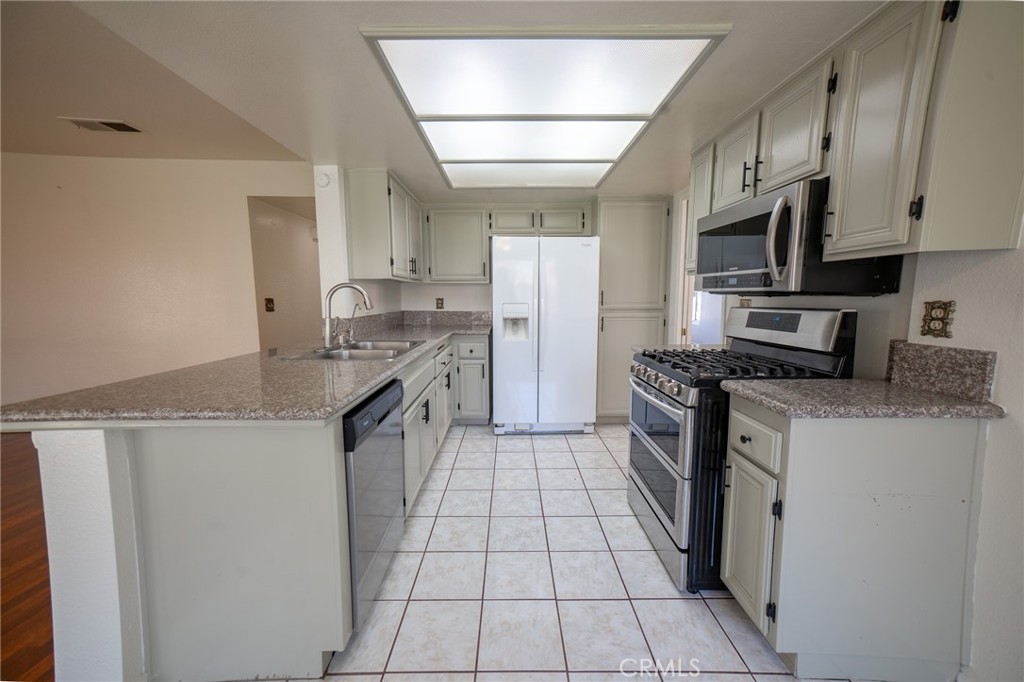 6587 Shawna Avenue Rancho Cucamonga, CA 91737 - Photo 14 of 49