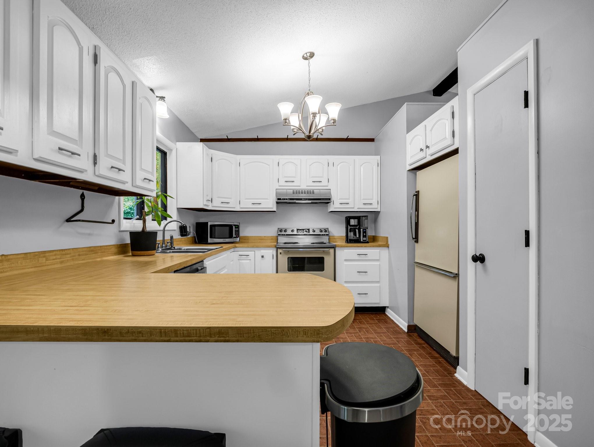 503 Park Street Columbus, NC 28722 - Photo 13 of 34 Gallery Image 13