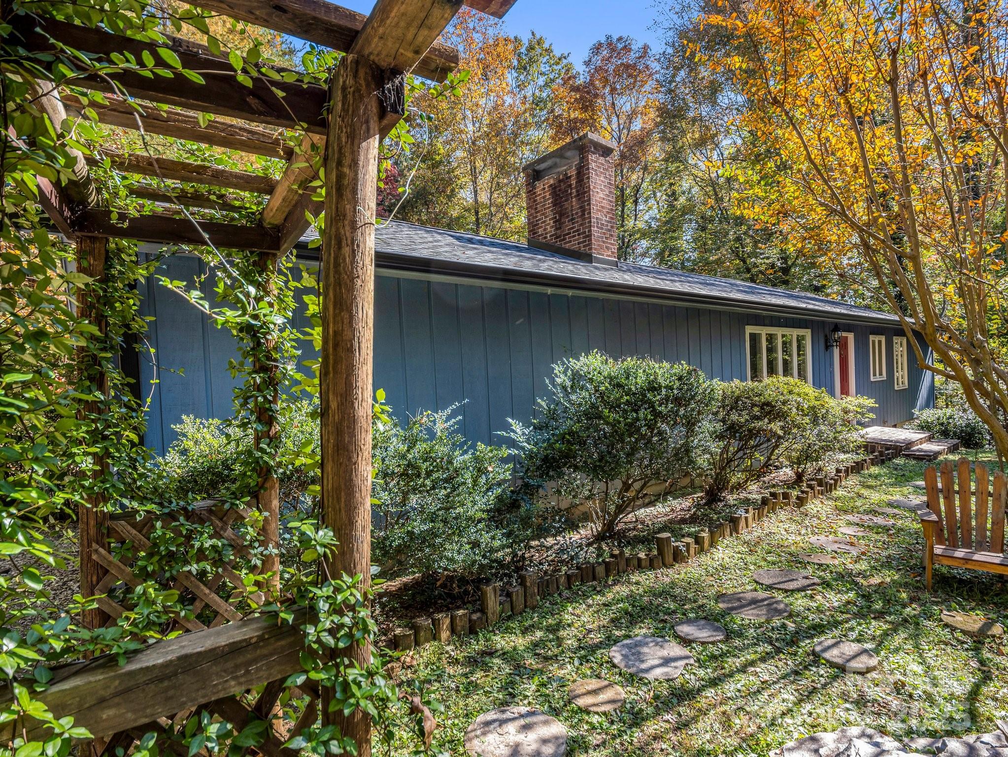 503 Park Street Columbus, NC 28722 - Photo 3 of 34 Gallery Image 3